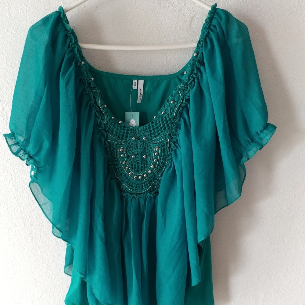 (S10) 🆕 Teal Studio Y Blouse